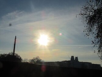 18 Wintry sunset on a mast at the end of a Sunday London Ride.jpg