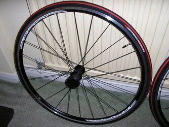 Shimano r500 best sale clincher wheelset 700c