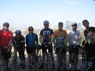 Group of cool cyclists at Greenwich.jpg