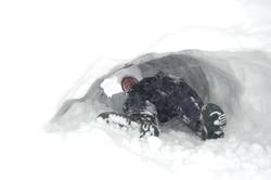 Snowcave161.jpg