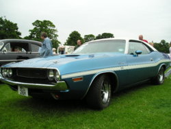 Thornes Park. 1.7.05. Dodge. Challenger RT. MFL 216H. 1.JPG