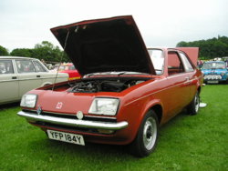 Thornes Park. 1.7.05. Vauxhall. Chevette. YFP 184Y. 1.JPG