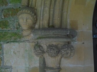 221022-1126 Compton Bishop-St Andrew C13 S doorway-capital & head.JPG