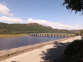 Dolgellau toll bridge.jpg